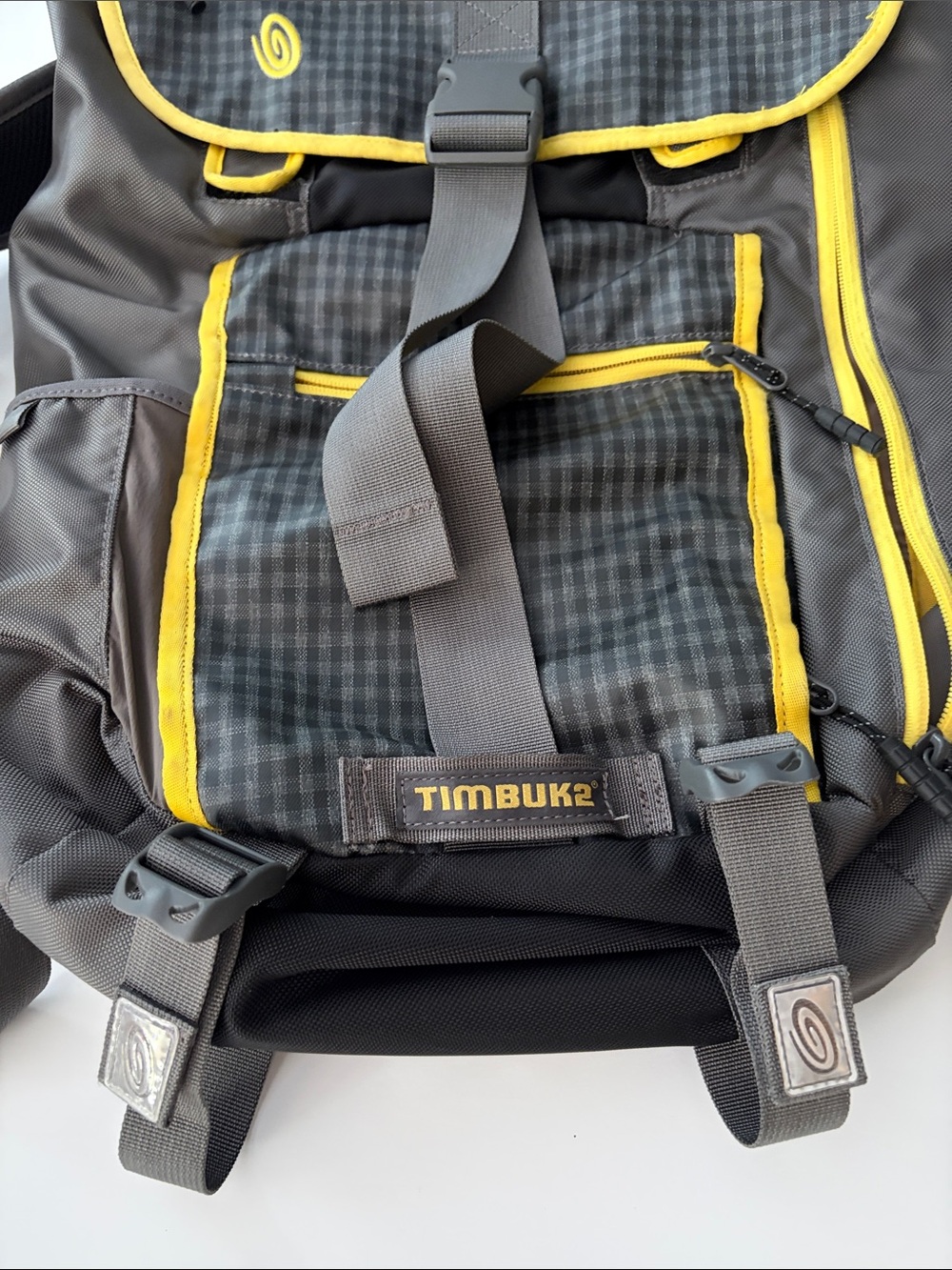 Timbuk2 Phoenix Laptop Backpack Gray Yellow - Picture 4 of 15